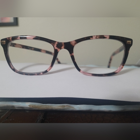 Glasses frames and case - Picture 5 of 5